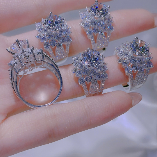 Bộ sưu tập nhẫn bạc nữ nhà Ruby mới nhất